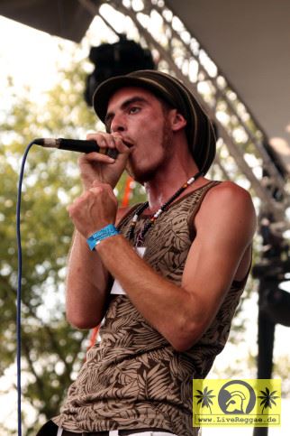 Tadiman (SK) with Makako Jump - 5. Mighty Sounds Festival - Blue Stage - Olsi bei Tabor, CZ - 17. Juli 2009 (12).jpg